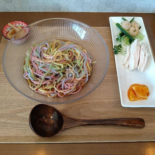 カフェと迷ってラーメン屋 - サブ画像1