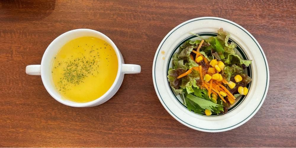 カフェ&レストラン うふふ時津店