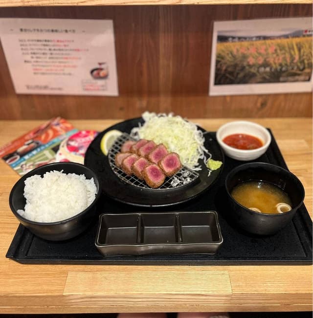 厚切り牛かつ専門店 神戸牛かつ亭 三宮本店 - サブ画像1