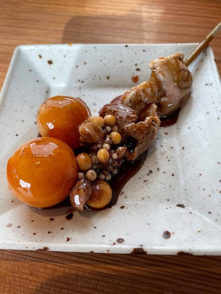 炭火焼鳥とWINE TORIBU