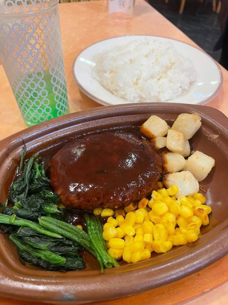 サイゼリヤ 本八幡北口パティオ店