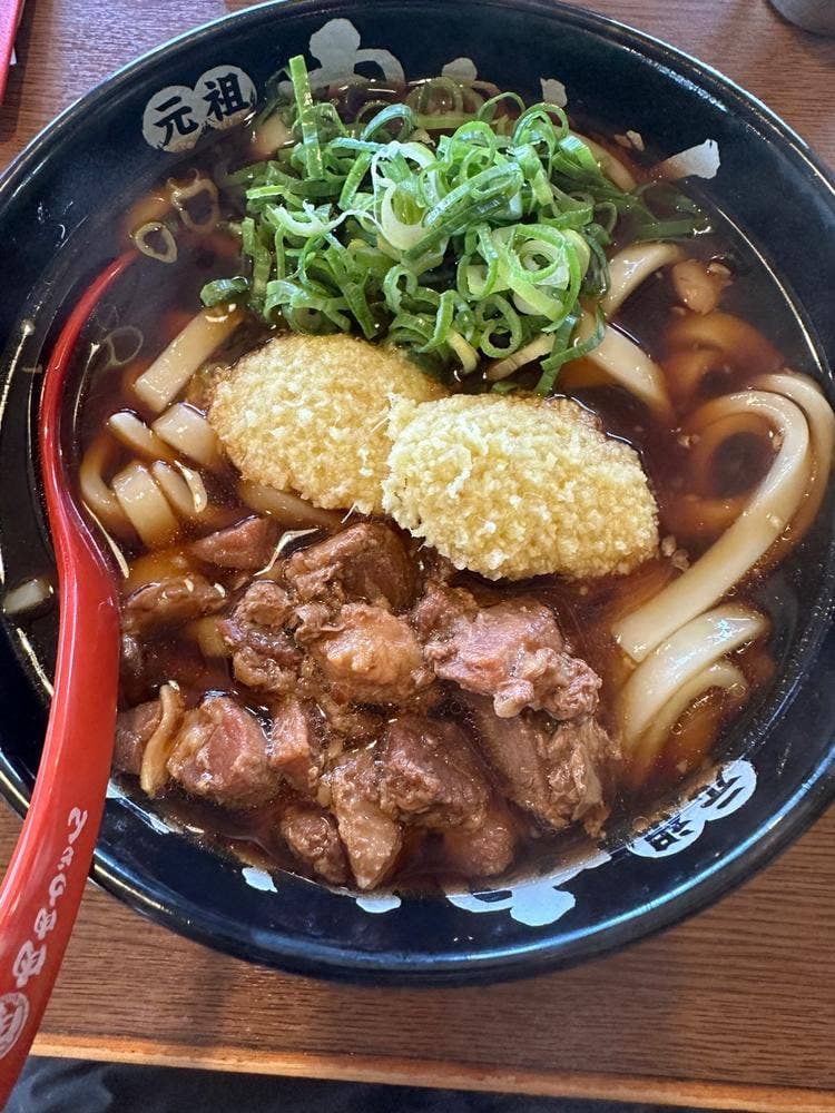 肉肉うどん 空港店