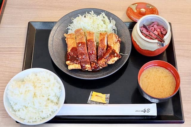 からしげ 高針台店 - サブ画像1