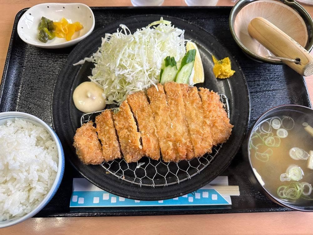 カフェ食堂 いちかつ