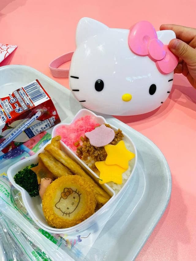 サンリオレインボー ワールドレストラン - サブ画像3