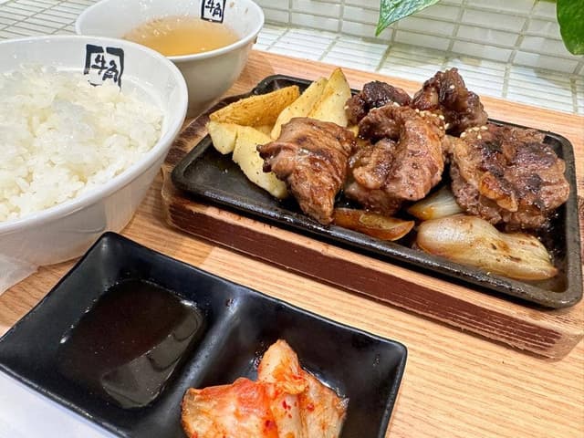 牛角焼肉食堂 レイクタウンkaze店 - サブ画像2