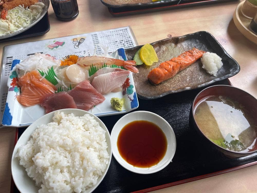 お食事処 一休いずみや