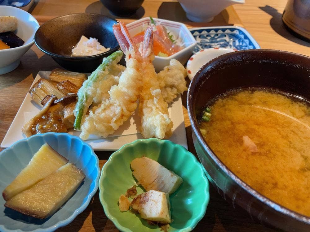 北海道 横浜スカイビル店