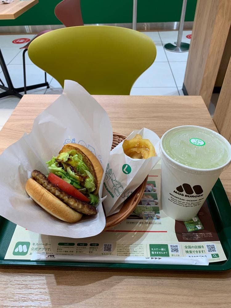 モスバーガー JR広島駅店