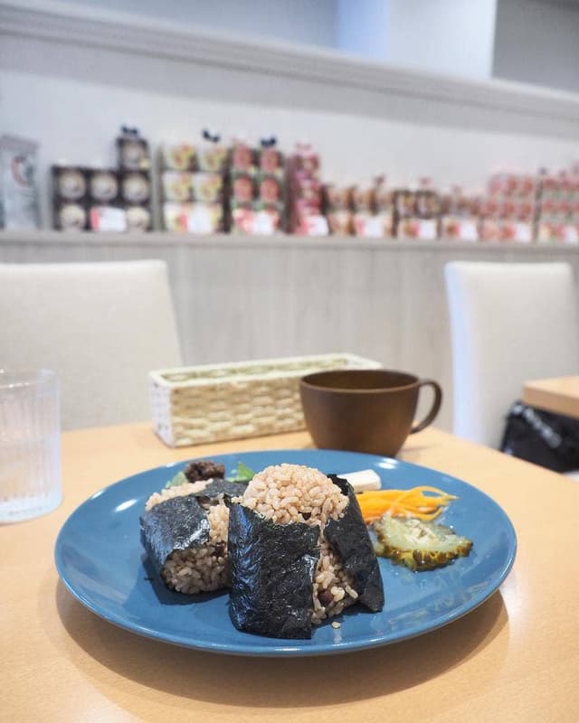 ヴィザヴィ薬院店 - サブ画像1