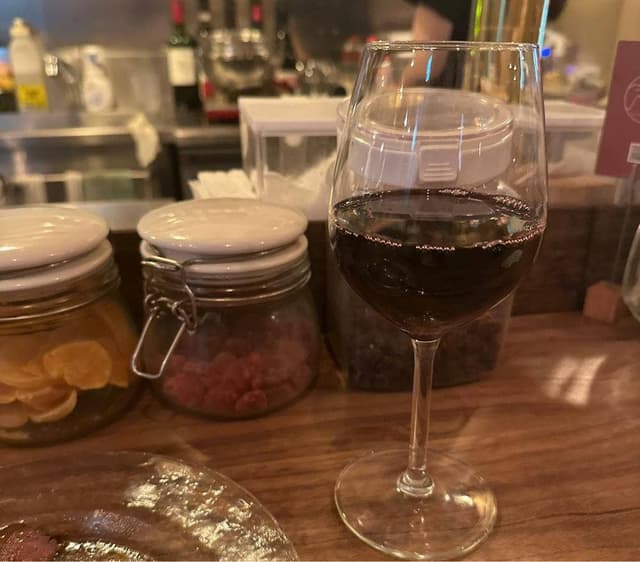 Melt チーズとワインの立ち飲み屋 - サブ画像1