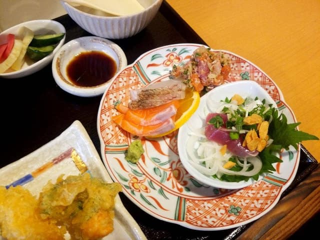 お料理と自家製米 祝い家 - サブ画像1