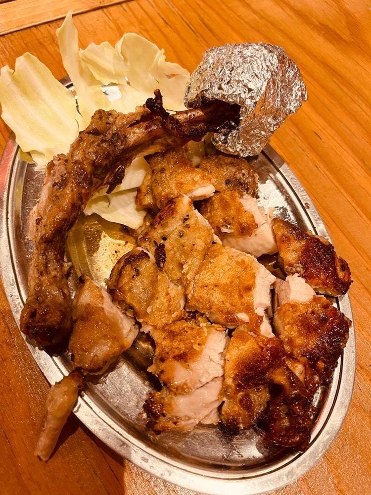 骨付鳥、からあげ、焼鳥 がブリチキン。 岩倉店