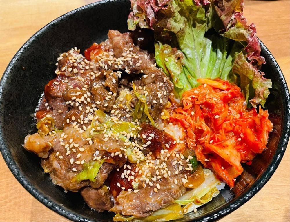 焼肉商店 浦島屋 神戸元町店