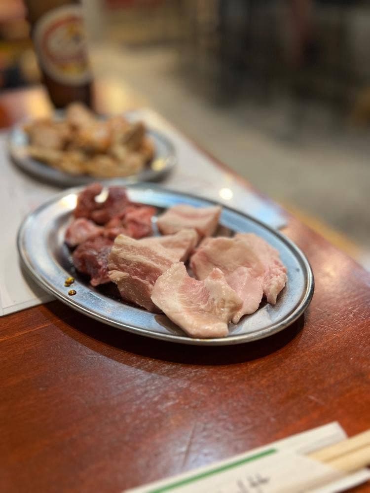 焼肉・ホルモン 名嘉真