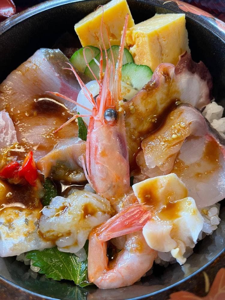 能登海鮮丼 みとね