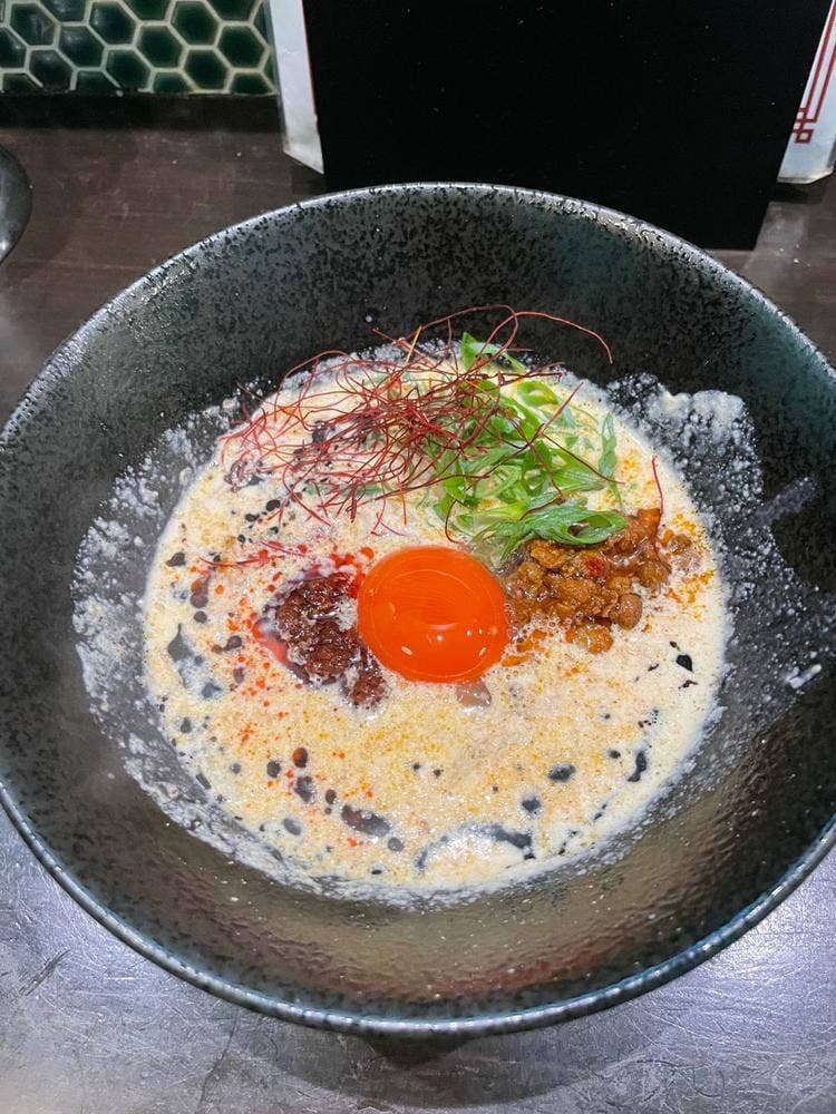 麻婆麺専門店 麻仁 心斎橋店