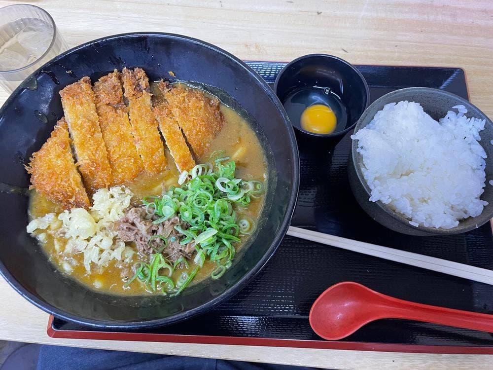 名物カレーうどん 得正 新三休橋店