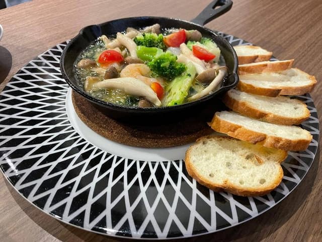 Le Yoshi〜Casual French & Bar〜 - サブ画像1