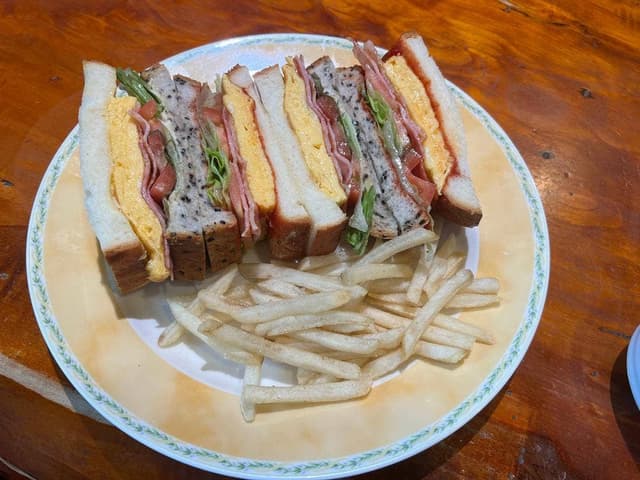 八ヶ倉 御代田店 - サブ画像2