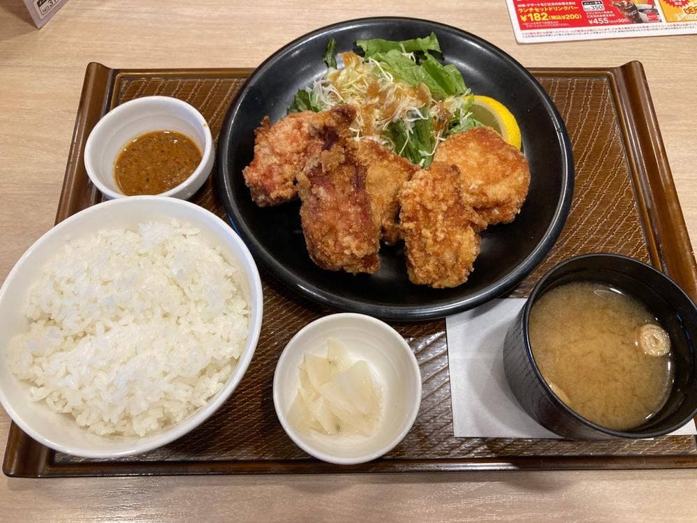 ガスト 泉中田店