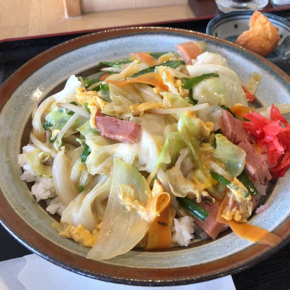 OKINAWA食堂酒場ギボショウテン