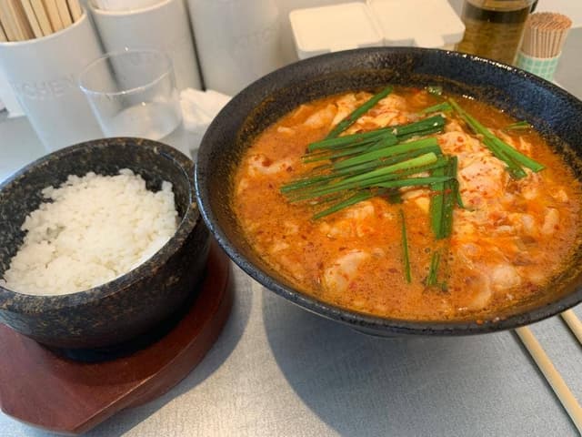 辛麺屋 堺東店 - サブ画像1