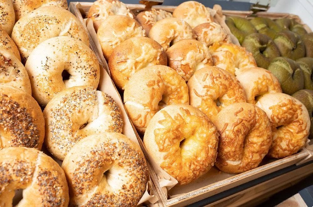 RABBIT BAGLES 京都ポルタ店