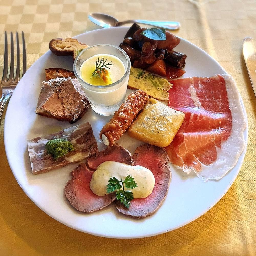 Trattoria Perbacco!