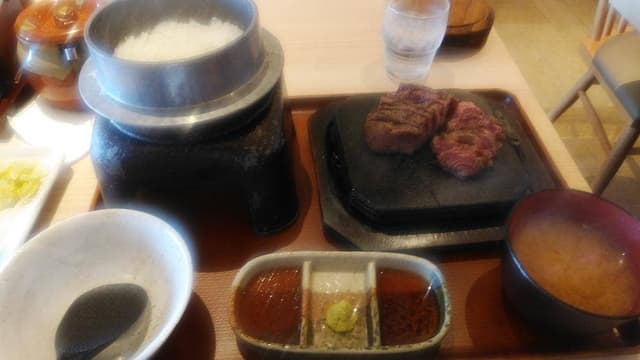ステーキの店 吉備 - サブ画像1