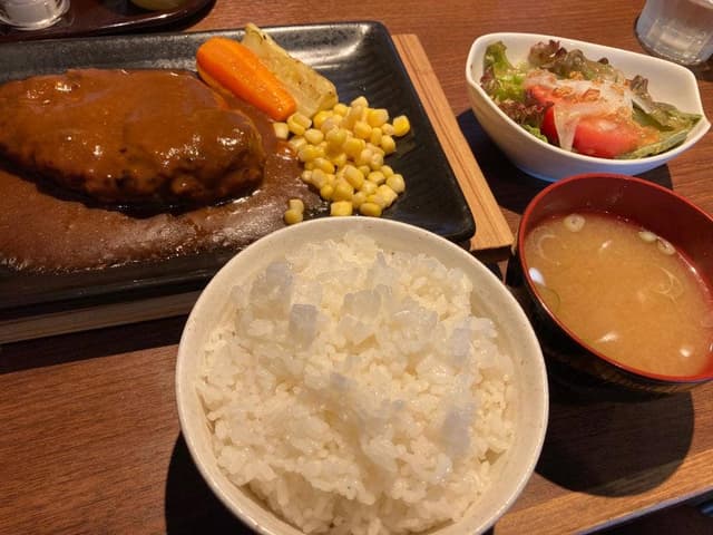 ハンバーグ・ステーキ＆J - サブ画像2