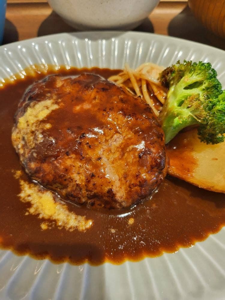 山本のハンバーグ ららぽーと横浜店