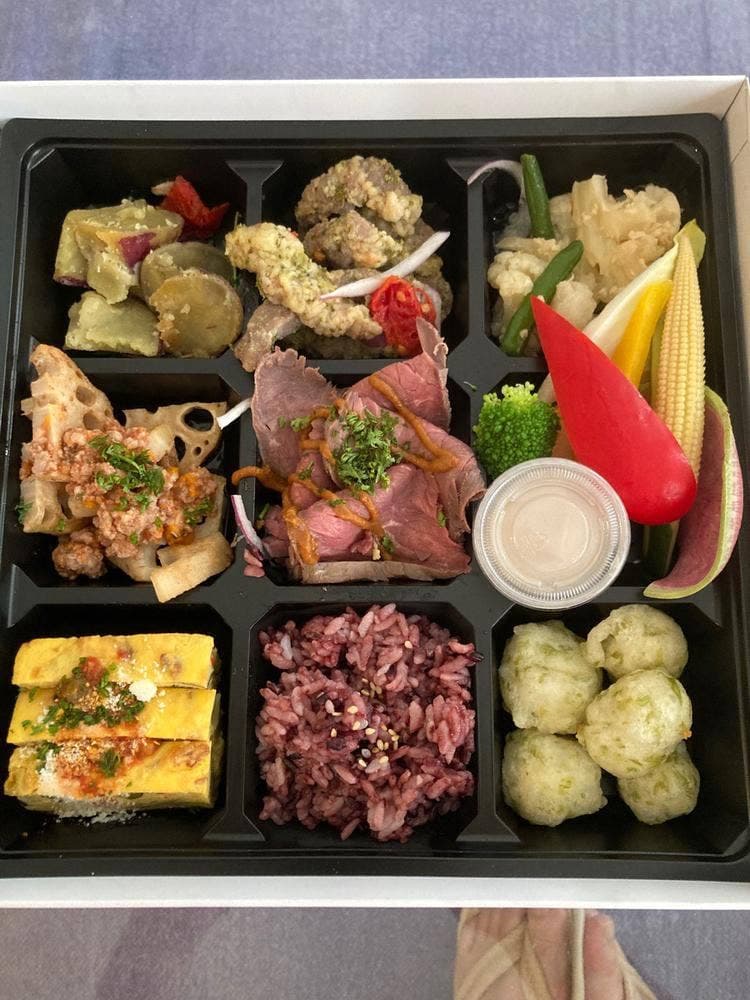 ワイン食堂トランク イタリアゴハン 小禄店