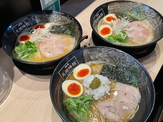 麺屋 天孫降臨 元町店 - サブ画像1
