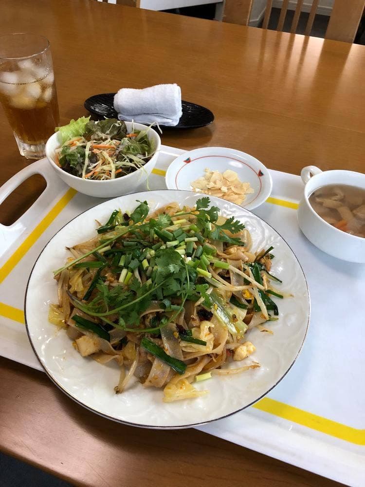タイヤイー