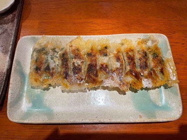 餃子 唐揚げ 紅鯨 - サブ画像2