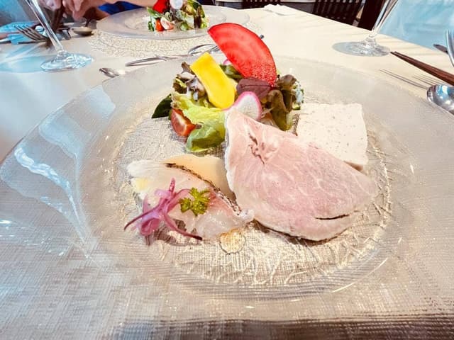 ブラセリー ナ・ ウボン - サブ画像2