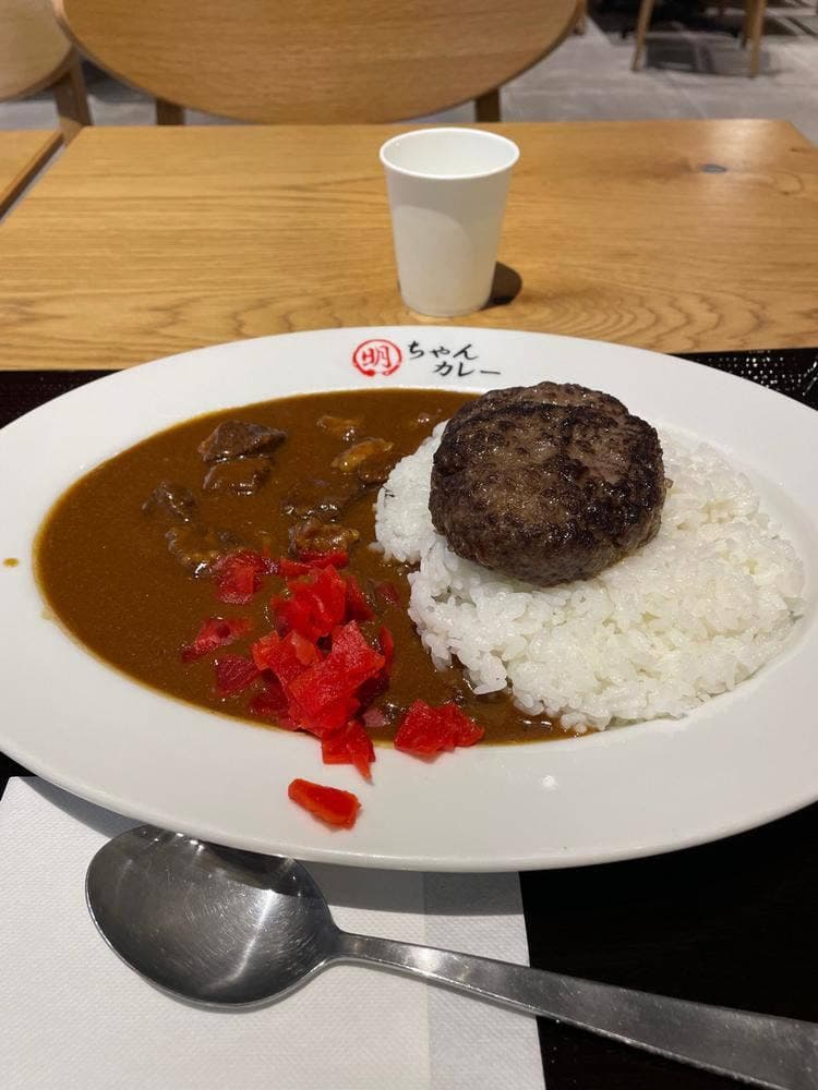 明ちゃんカレー イーアス春日井