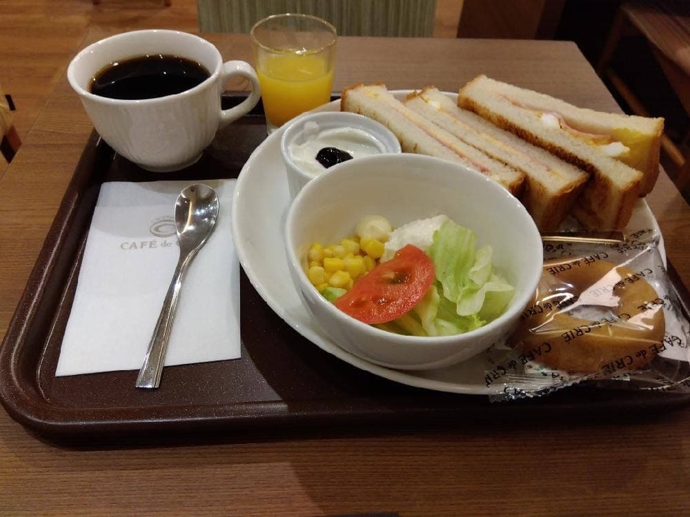 カフェ・ド・クリエ JRイン札幌北2条店
