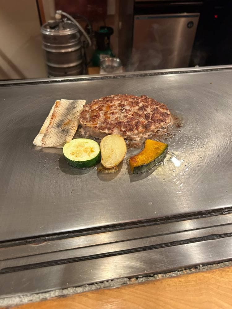 テッパンステーキハウス 青山