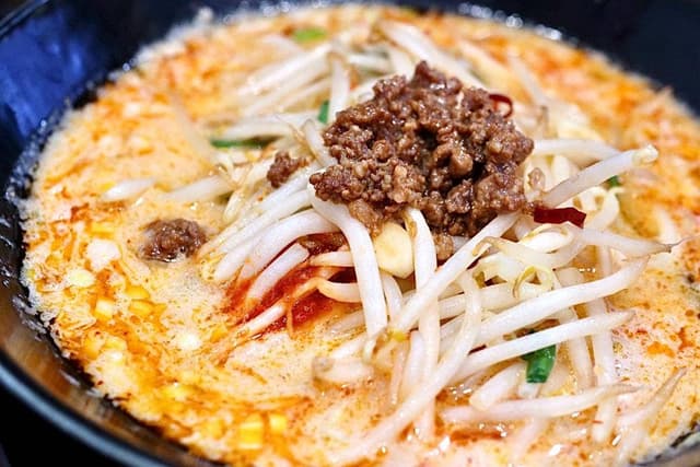 台湾担々らーめん 鳴子飯店 - サブ画像1