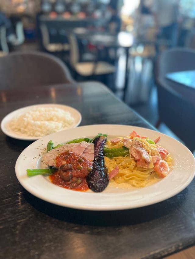 GARB CENTRAL - サブ画像1