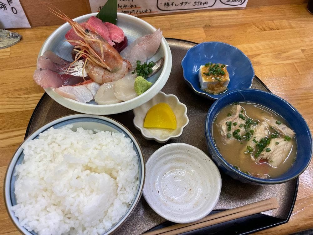 飲み喰い処 のんでけし