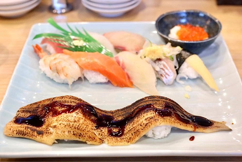おしどり寿司 豊田梅坪店