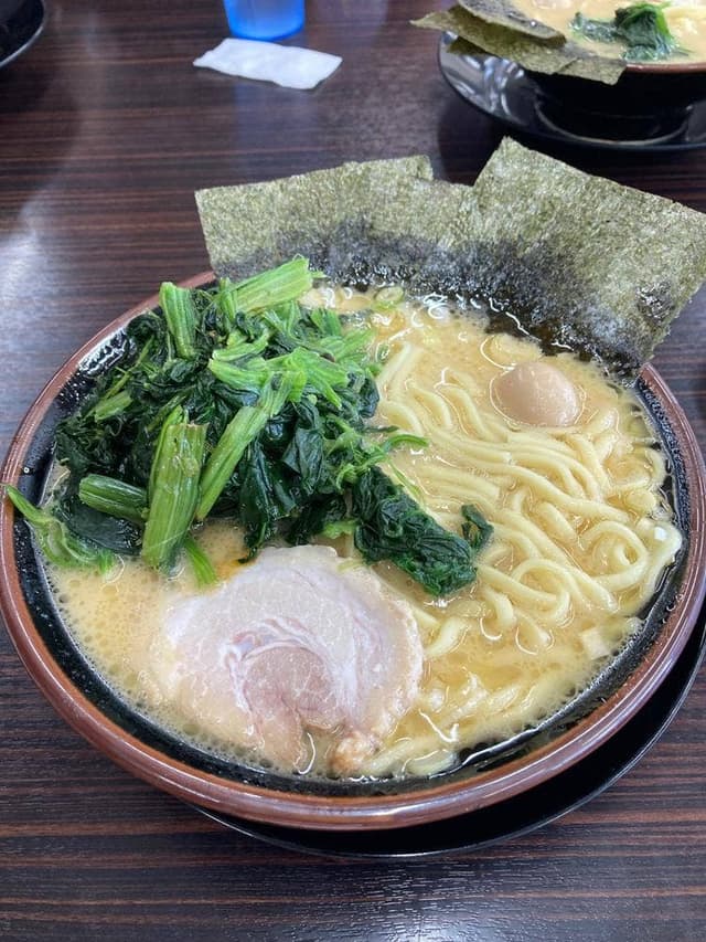 横浜家系ラーメン 逗子家 三浦海岸店 - サブ画像3