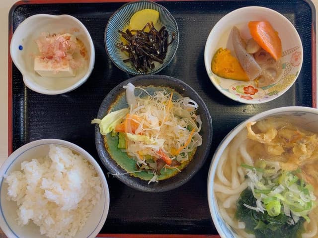 よつ屋手打ちうどん - サブ画像1