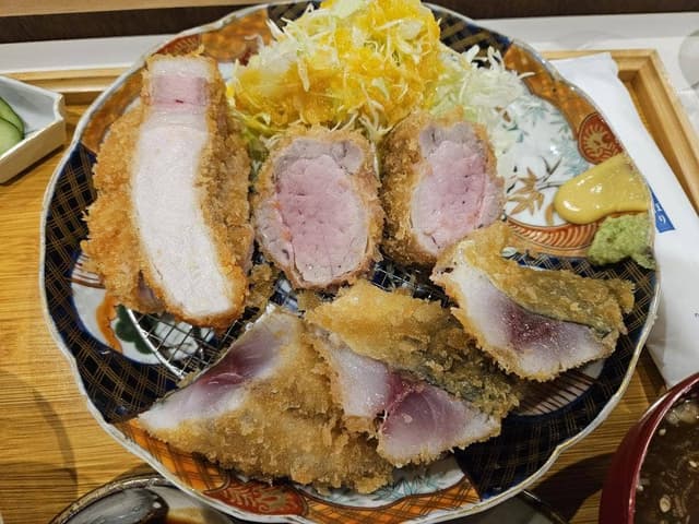 とんかつ 牡丹 - サブ画像2