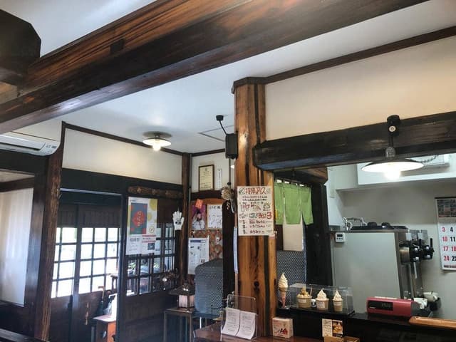 焼きいもとソフトクリームの店 はちや - サブ画像2