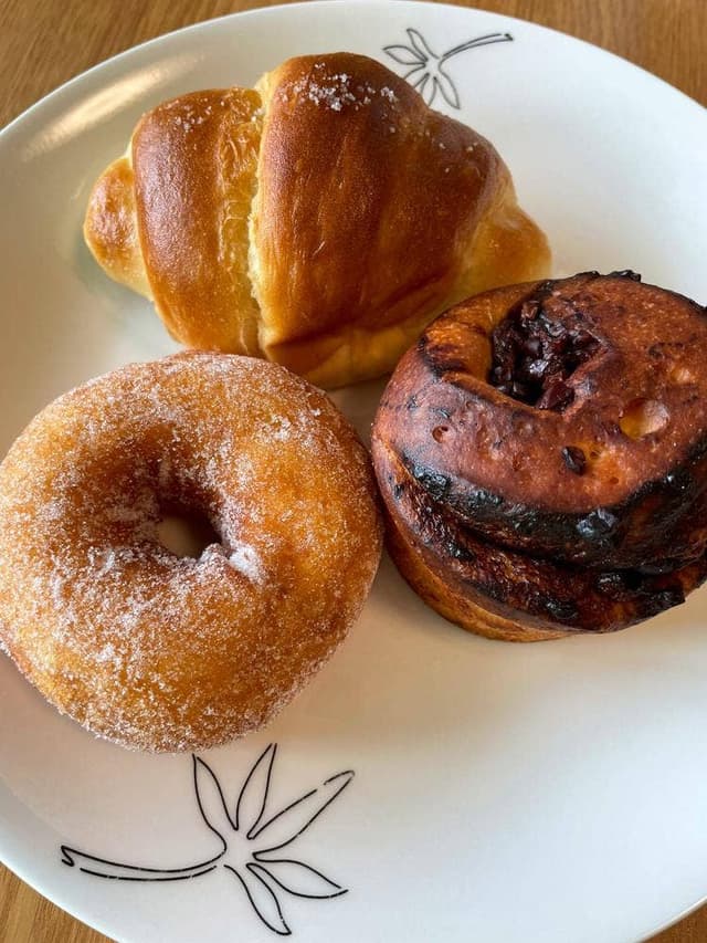 Truffle BAKERY 大阪本店 - サブ画像1