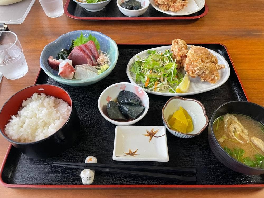 けん家